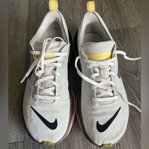 Nike React Women’s Size 9